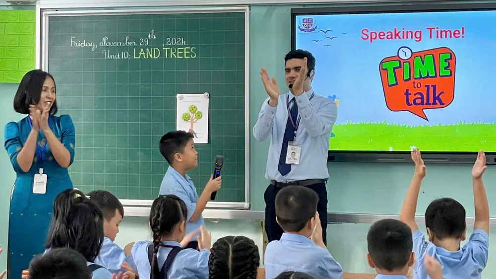 Đưa tiếng Anh thành ngôn ngữ thứ hai trong trường học: Giải bài toán nguồn lực giáo viên