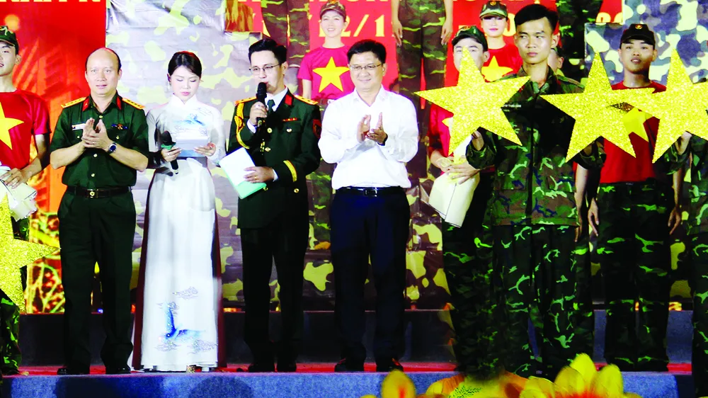 Vang mãi những bài ca về người lính Cụ Hồ