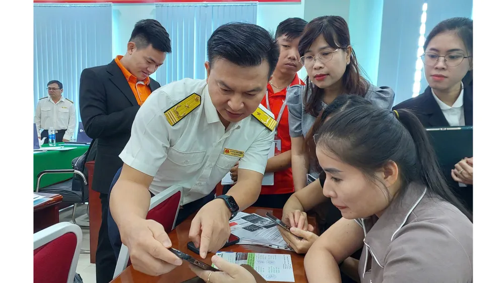 Chuyển đổi cách tính thuế: Hộ kinh doanh chạy nước rút trước “giờ G”