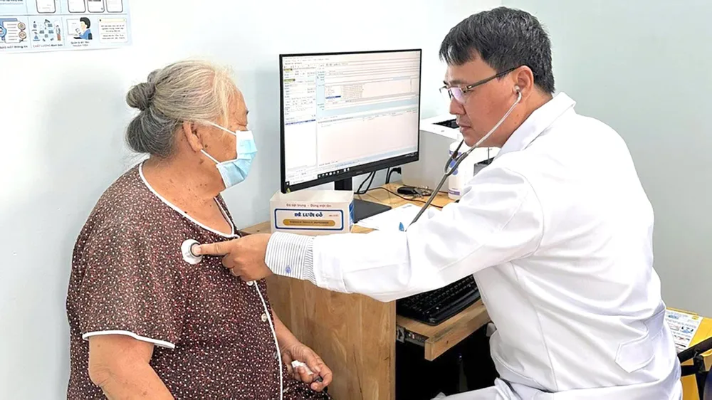 Chăm sóc sức khỏe cho lao động khó khăn