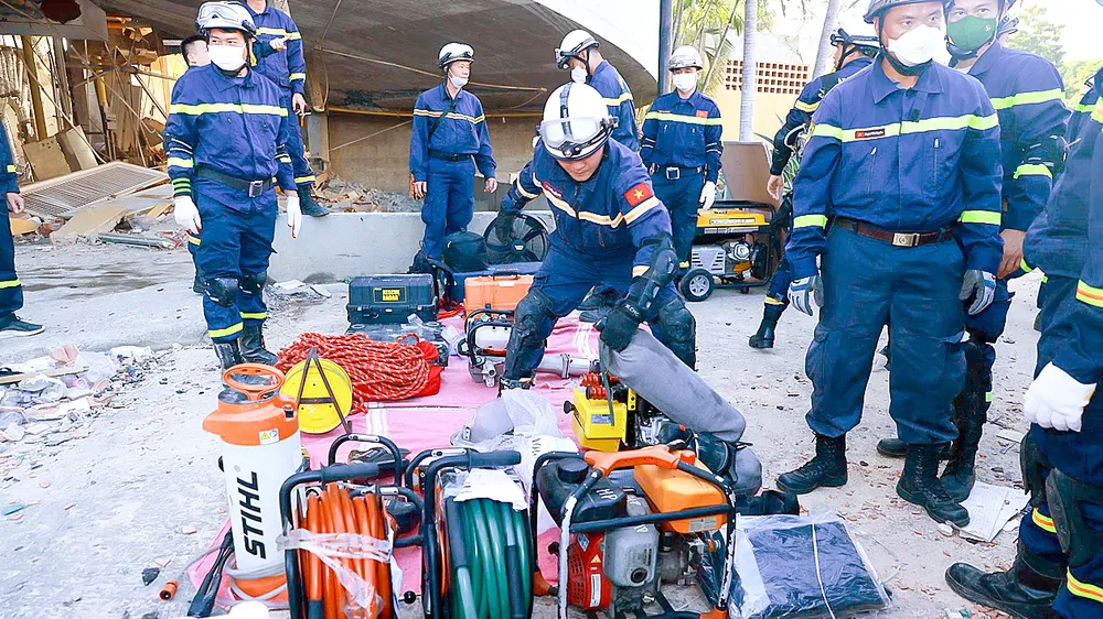 Phía sau những mũi tiến công cứu nạn tại Venezuela