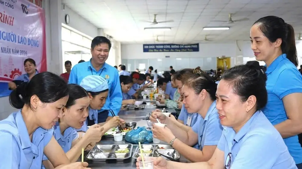 “Hạ tầng mềm” từ sự đồng thuận