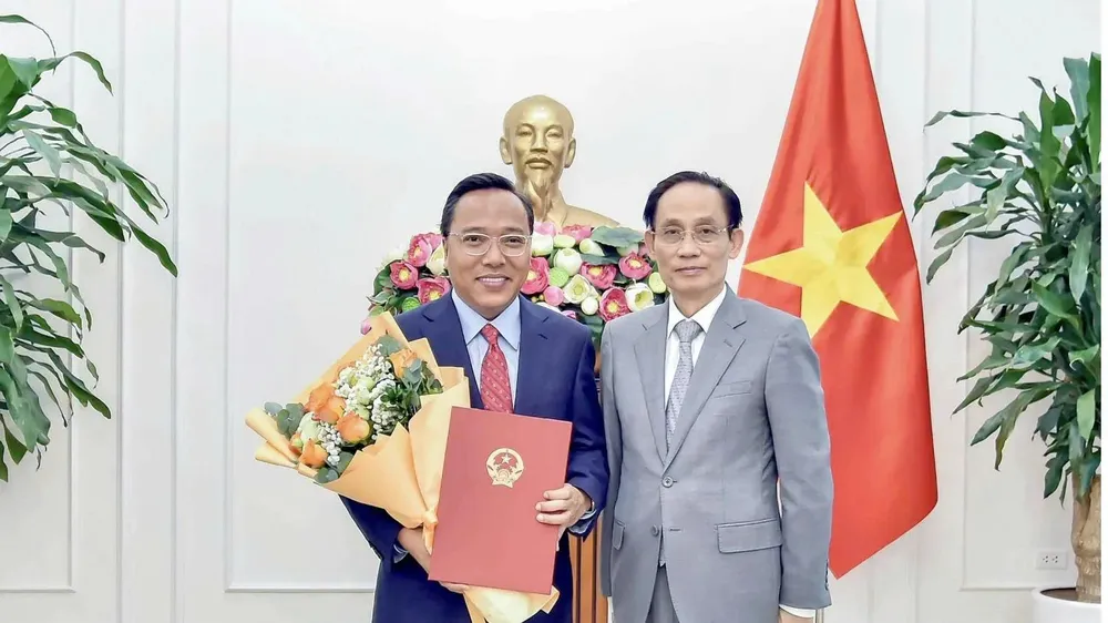 Điều động, bổ nhiệm 2 Thứ trưởng Bộ Ngoại giao