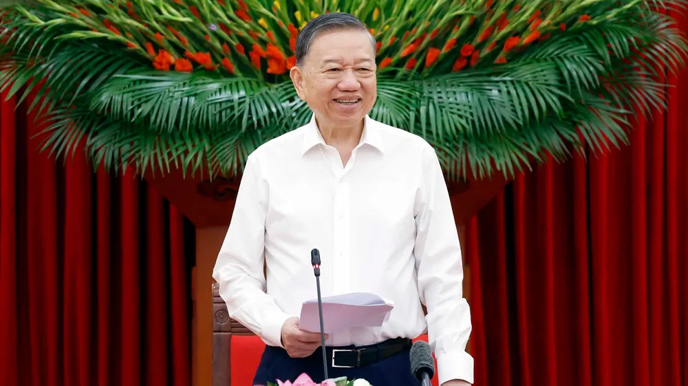 Xây dựng Điều lệ Đảng khoa học, dễ thực hiện và có sức sống lâu dài