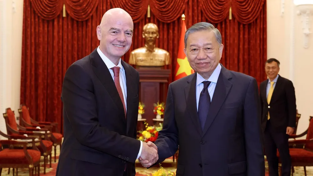 Tổng Bí thư, Chủ tịch nước Tô Lâm tiếp Chủ tịch FIFA Gianni Infantino