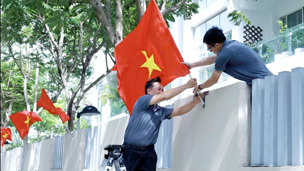 Xã, phường rộn ràng đón Tết Độc lập
