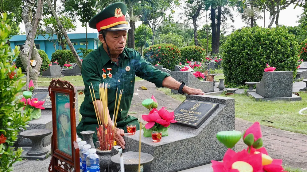Đưa đồng đội trở về quê mẹ