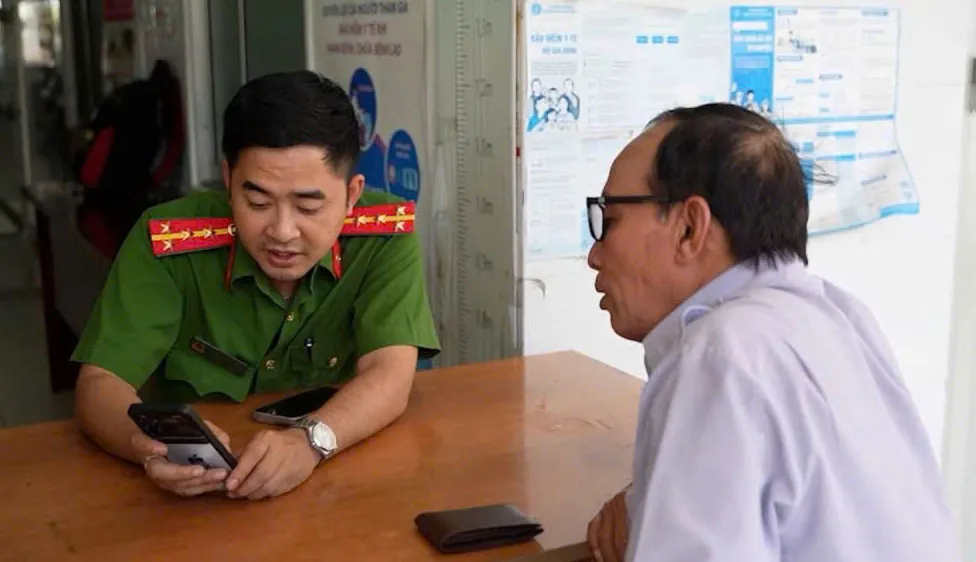 Người dân đồng hành làm sạch dữ liệu dân cư