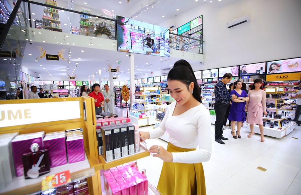 AB Beauty World mở “đại” siêu thị mỹ phẩm