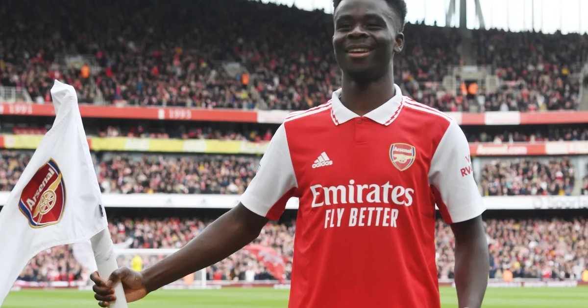 Bukayo Saka ăn mừng kiểu Thierry Henry khi lập kỷ lục mùa giải | CHUYÊN TRANG THỂ THAO