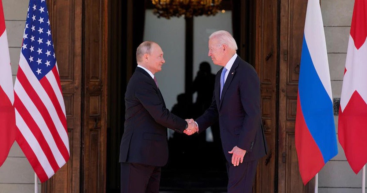 Cả hai nước đã có những đóng góp quan trọng cho hòa bình và phát triển kinh tế toàn cầu. Hình ảnh này sẽ cho thấy sự hiểu biết và hợp tác giữa Mỹ và Nga đem lại lợi ích cho cả hai bên.