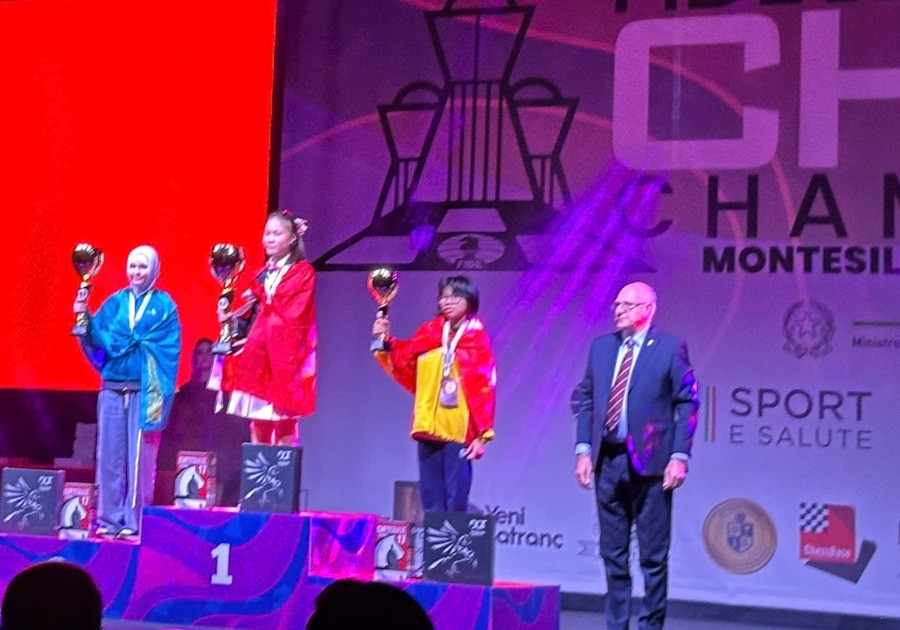 Vietnam wins two bronze medals at FIDE World Cadet Chess Championships