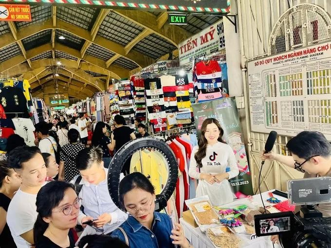 Fashion sector looks to technology and AI to drive sustainable growth