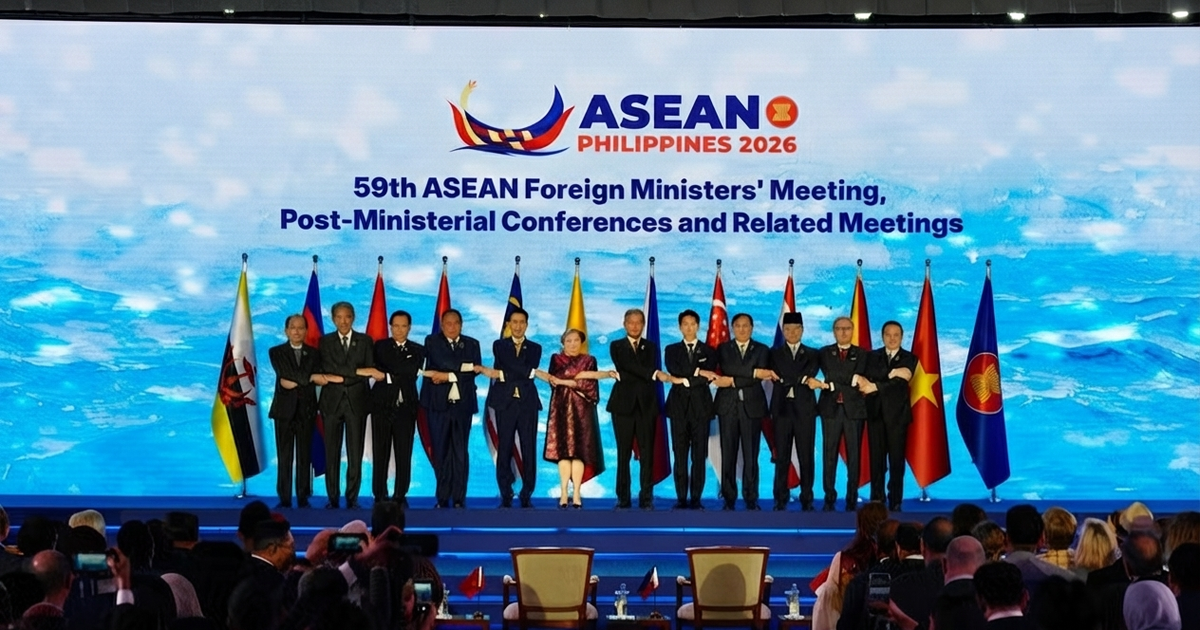 Vietnam proposes four measures to strengthen ASEAN solidarity, resilience