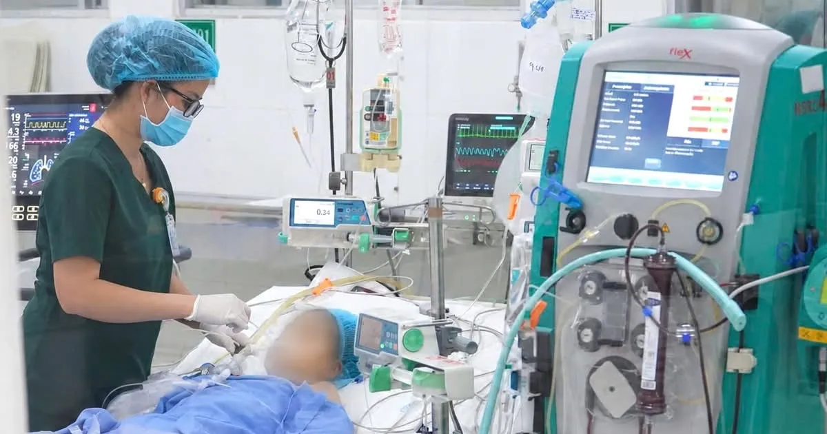 Đồng Nai: Cứu sống bé gái 8 tuổi bị sốc sốt xuất huyết, suy đa cơ quan