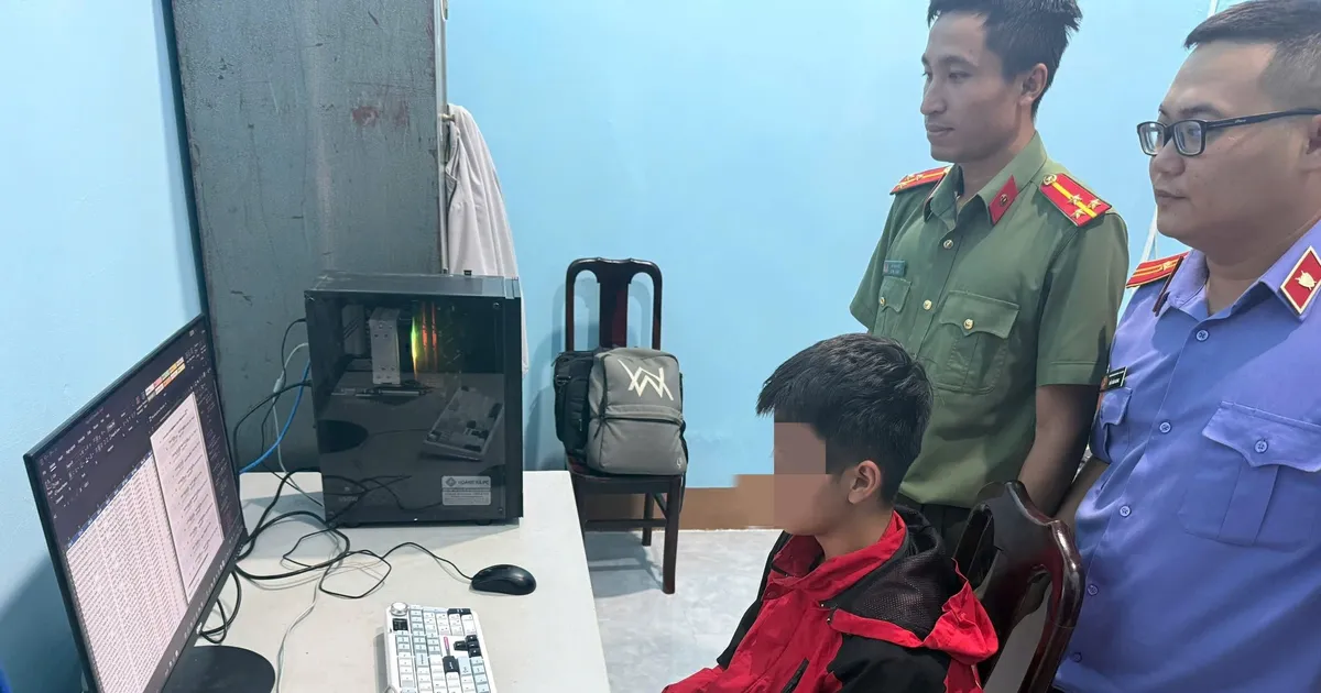 Một học sinh lớp 10 đánh cắp, mua bán 20 triệu dữ liệu cá nhân 관련 이미지