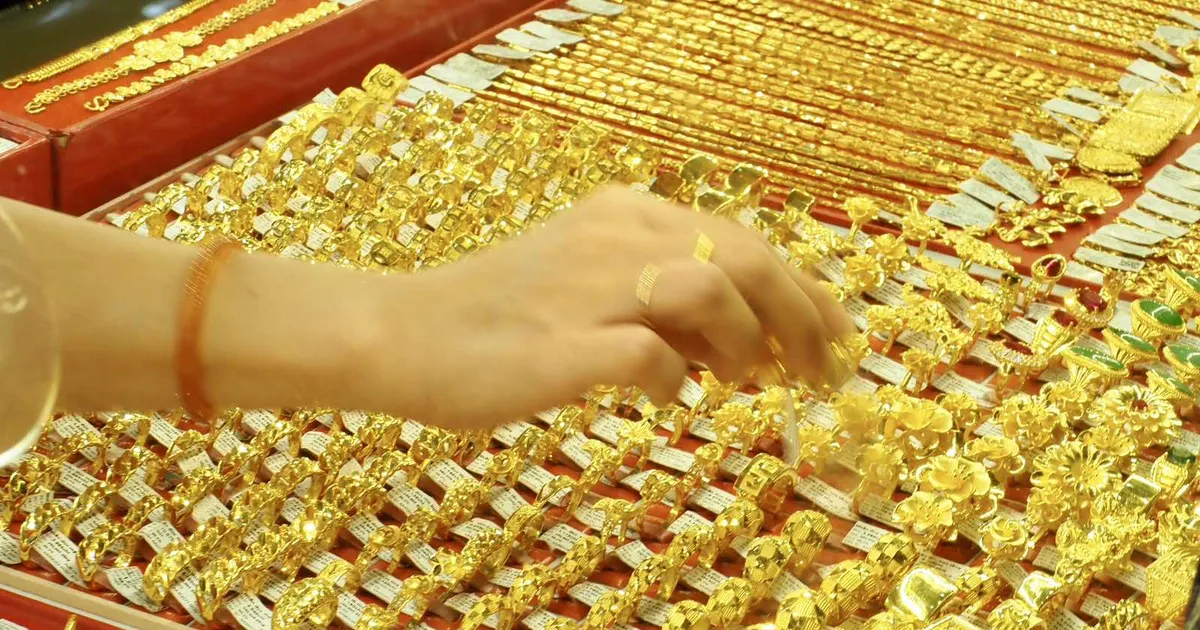 Giá vàng chiều 20/8 giảm nhẹ so với buổi sáng