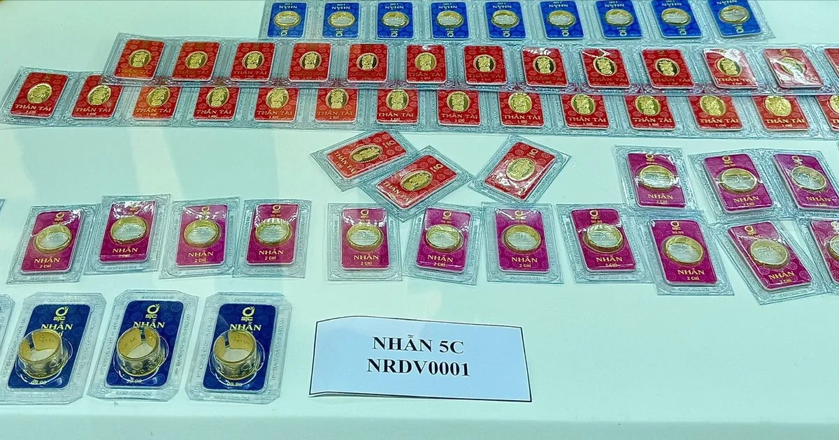 Sáng 5/8: Giá vàng thế giới áp sát 4.100 USD, trong nước đồng loạt tăng