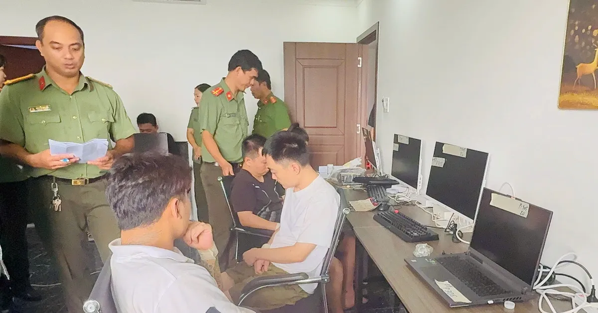 Xử lý hàng chục đối tượng người nước ngoài nghi hoạt động phi pháp ở TPHCM 관련 이미지