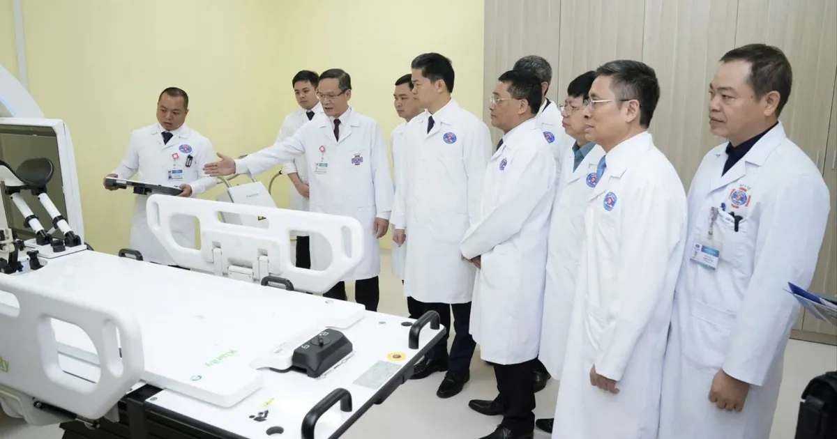 Gỡ nút thắt đấu thầu thuốc và thiết bị y tế