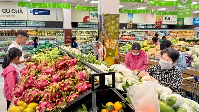 Giá dưa hấu và nhiều loại rau quả giảm mạnh | BÁO SÀI GÒN GIẢI PHÓNG