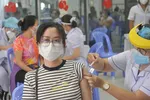TPHCM: 68,7% người dân tiêm đủ 2 mũi vaccine phòng Covid-19