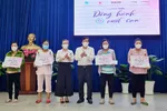 Trao 29 phần quà đến thai phụ khó khăn tại quận Tân Bình