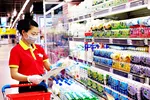 Các siêu thị, cửa hàng tiện lợi trên địa bàn TPHCM đang chịu áp lực rất lớn khi gánh nhiệm vụ cung ứng thực phẩm cho toàn bộ người dân khi hơn 60% chợ truyền thống đã phải dừng hoạt động. Ảnh: K. Ngân