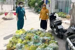 'Chợ Lạc Xoong' ngày đêm cứu trợ người nghèo TPHCM trong dịch