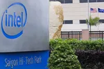 Intel, Coca-Cola thuê khách sạn, tiêm vaccine Covid-19, tặng tiền cho công nhân