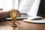 Bitcoin vào guồng tăng, thị trường tiền ảo khởi sắc