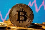 Some investors are looking at bitcoin as a potential alternative to gold, an asset that tends to rise during periods of inflation and of turmoil in geopolitics or markets © Reuters