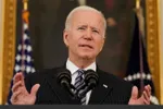 Ông Biden bị kiện vì bắt người Mỹ tiêm vaccine COVID-19
