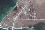 Hình ảnh vệ tinh cho thấy sự đồn trú của trực thăng tấn công trên bán đảo Crimea @ Maxar Technologies