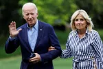 Thu nhập của vợ chồng ông Joe Biden giảm so với năm đầu làm tổng thống Mỹ 