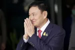 Ông Thaksin phải nhập viện sau 1 ngày ở trong tù