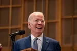 Tổng thống Mỹ Joe Biden cho biết ‘không có gì khác so với năm ngoái’ khi nói đến sức khỏe của ông (Ảnh của Kent Nishimura / AFP)