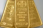 Vàng thế giới 22/4: Tiếp tục phá kỷ lục, vượt ngưỡng 3.400 USD