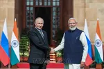 Tổng thống Nga Vladimir Putin (trái) và Thủ tướng Ấn Độ Narendra Modi tới tham gia Hội nghị Thượng đỉnh Ấn Độ - Nga thường niên lần thứ 23 ở New Delhi ngày 5/12/2025. Ảnh: ANI/TTXVN