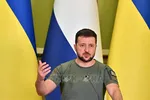 Tổng thống Ukraine Volodymyr Zelensky tại một cuộc họp báo ở thủ đô Kiev. Ảnh: TTXVN