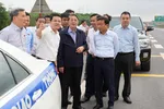 Phó Chủ tịch Quốc hội thị sát đường cao tốc Cam Lộ - La Sơn
