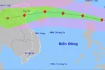 Siêu bão Ragasa giật trên cấp 17 tiến vào Biển Đông