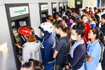 Tăng phí ATM, bóp người thu nhập thấp