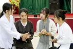 Dạy học trải nghiệm với sân khấu học đường