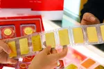 Giá vàng SJC lao dốc, xuống dưới mức 55 triệu đồng/lượng