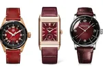 Đồng hồ sắc đỏ