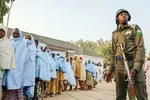279 nữ sinh được thả sau khi bị bắt cóc từ một trường nội trú ở Zamfara, miền Bắc Nigeria vào tháng 2-2021.