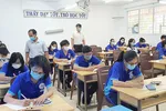 Học sinh lớp 12, Trường THPT Nguyễn Du (quận 10) ôn thi tại lớp