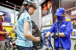 Cần có ngay giải pháp giảm giá xăng dầu