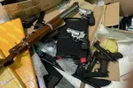 Công an TPHCM phát hiện kho vũ khí, hàng nóng cực lớn